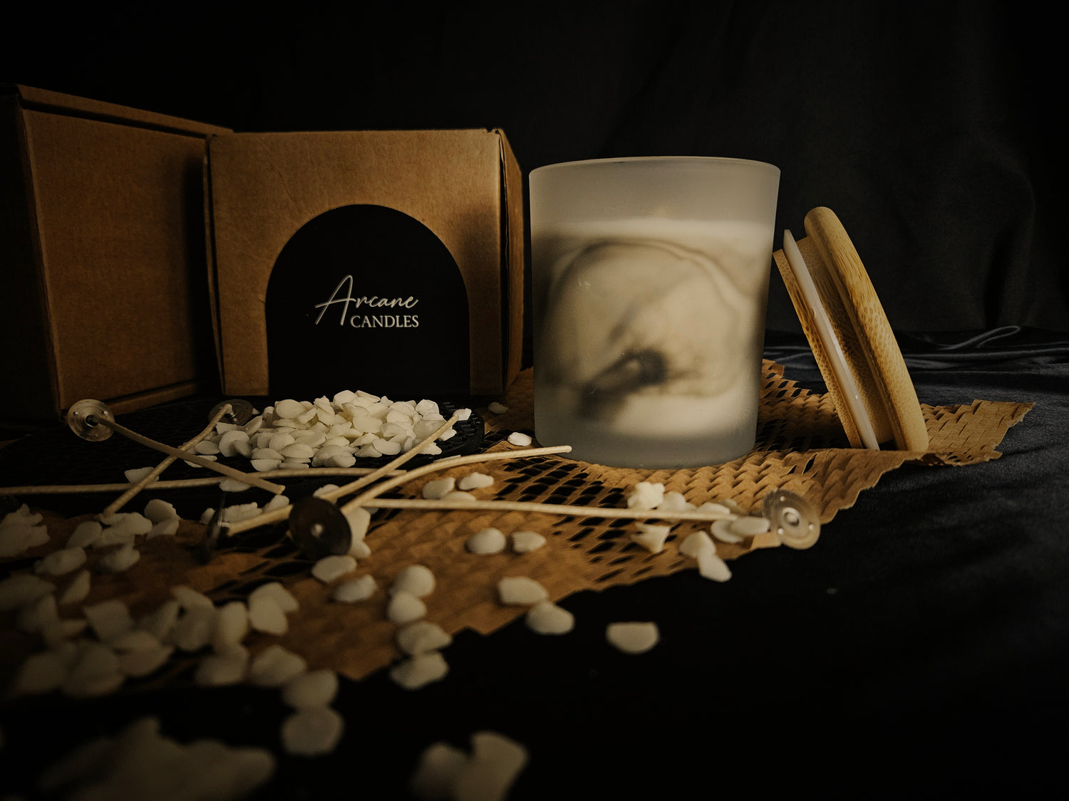 Pažnja prema detaljima i prirodnim materijalima u svakoj svijeći.